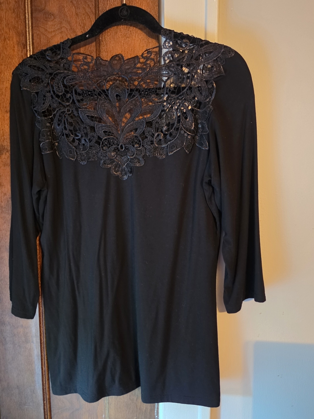 Arianne Black Lace Yoke 3/4 Sleeve Top